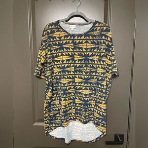 Lula Roe Irma tunic size small